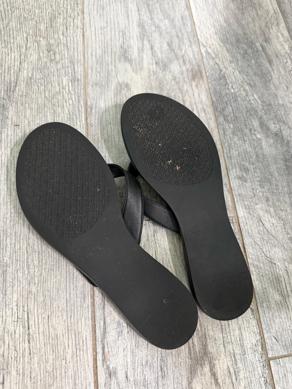 Black Tory Burch Women's Thong Sandals - Picture 4 of 4